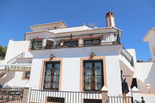 4 soverom Villa til salgs i Frigiliana med svømmebasseng - € 850 000 (Ref: 4621394)