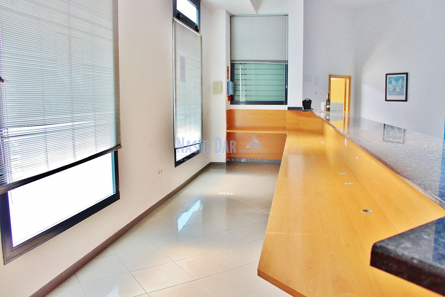 Kommersiell til salgs i Nerja - € 650 000 (Ref: 5106331)