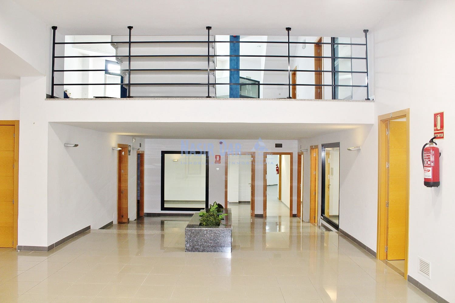 Kommersiell til salgs i Nerja - € 650 000 (Ref: 5106331)