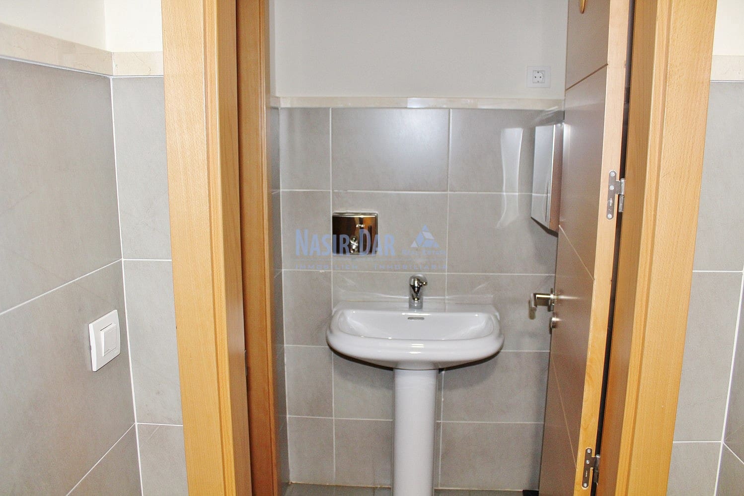 Kommersiell til salgs i Nerja - € 650 000 (Ref: 5106331)