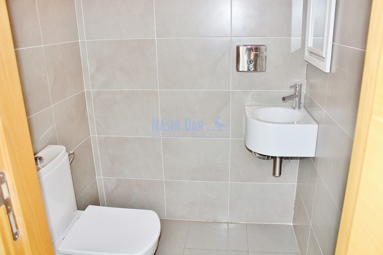 Kommersiell til salgs i Nerja - € 650 000 (Ref: 5106331)