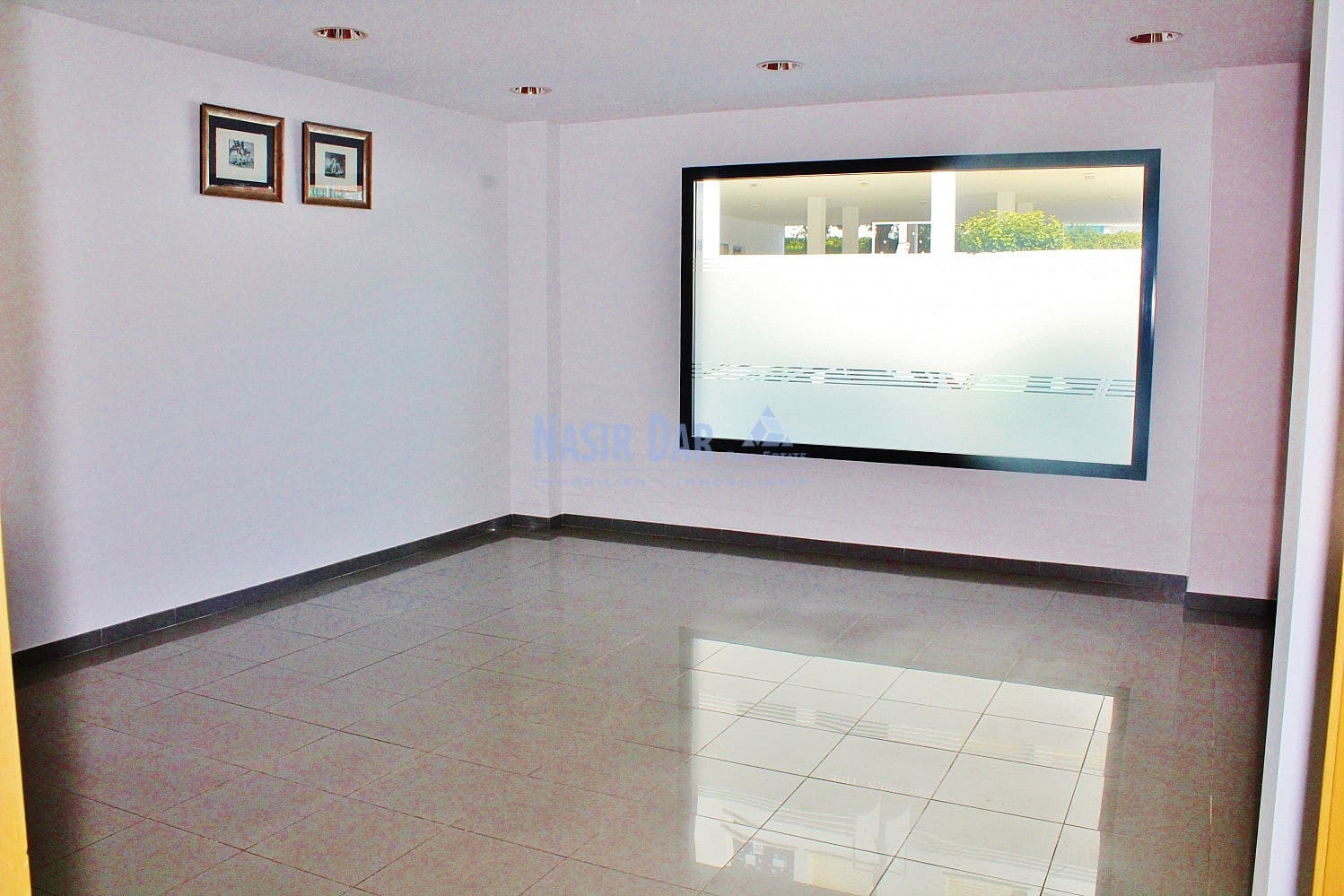 Kommersiell til salgs i Nerja - € 650 000 (Ref: 5106331)