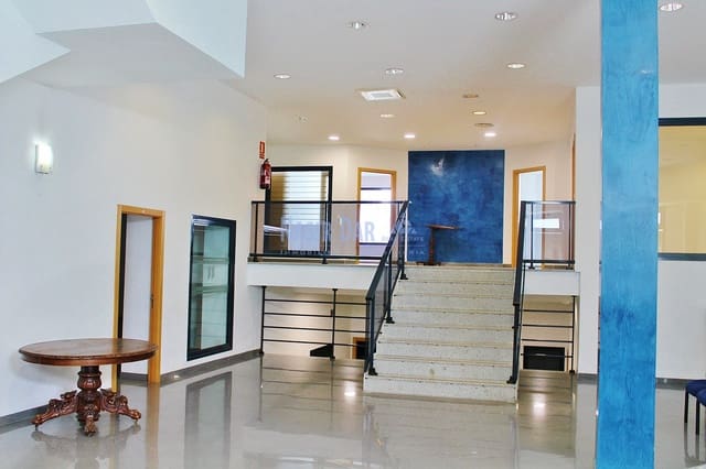 Kommersiell til salgs i Centro, Nerja - € 650 000 (Ref: 5106331)