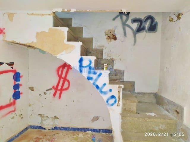 4 soverom Villa til salgs i Centro, Nerja - € 370 000 (Ref: 5132424)