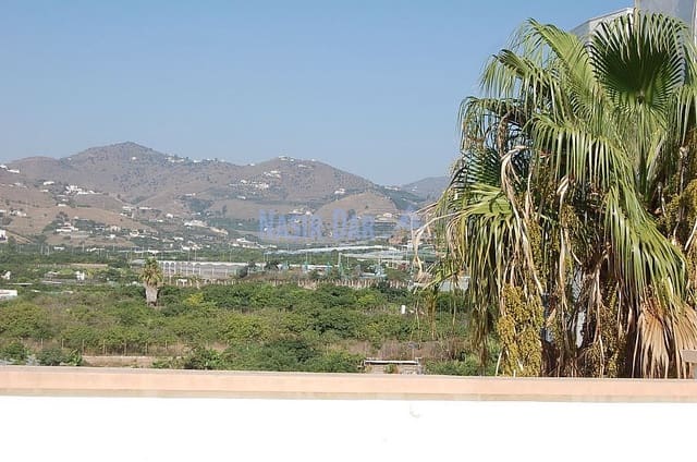 6 sovrum Villa till salu i Chaparil - Torrecilla - Punta Lara, Nerja - 980 000 € (Ref: 5148557)