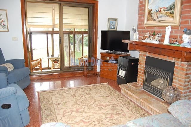 3 bedroom Villa for sale in Centro, Nerja with pool - € 595,000 (Ref: 6564297)