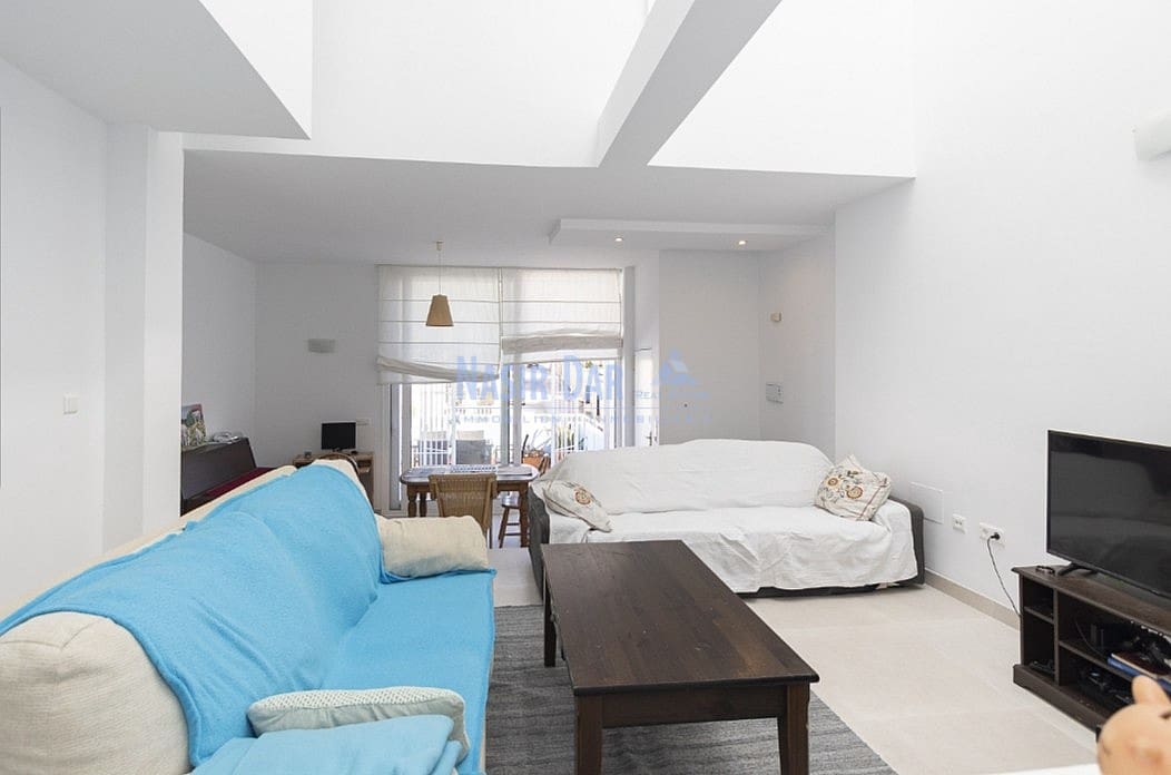 3 soveværelse Villa til salg i Nerja med garage - € 330.000 (Ref: 6581359)