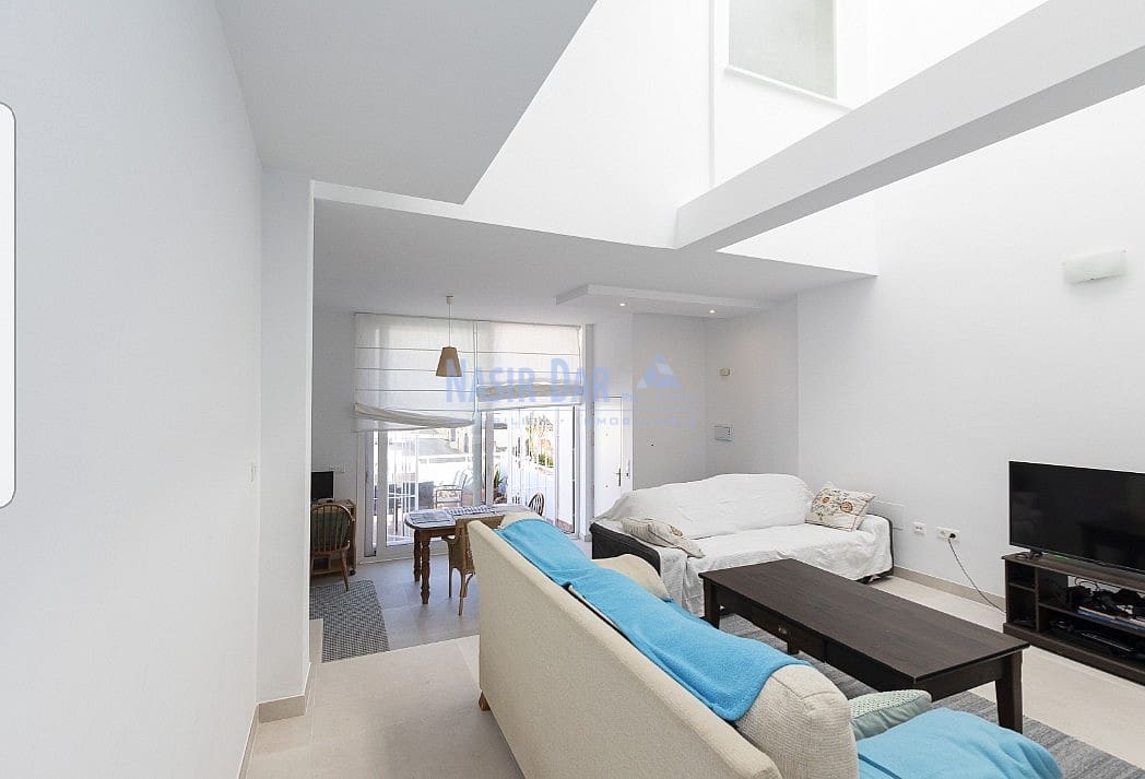 3 soveværelse Villa til salg i Nerja med garage - € 330.000 (Ref: 6581359)