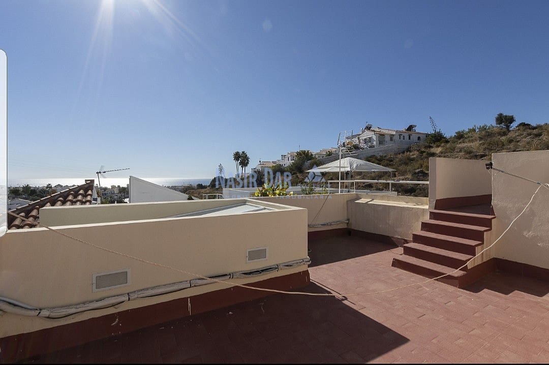 3 soveværelse Villa til salg i Nerja med garage - € 330.000 (Ref: 6581359)