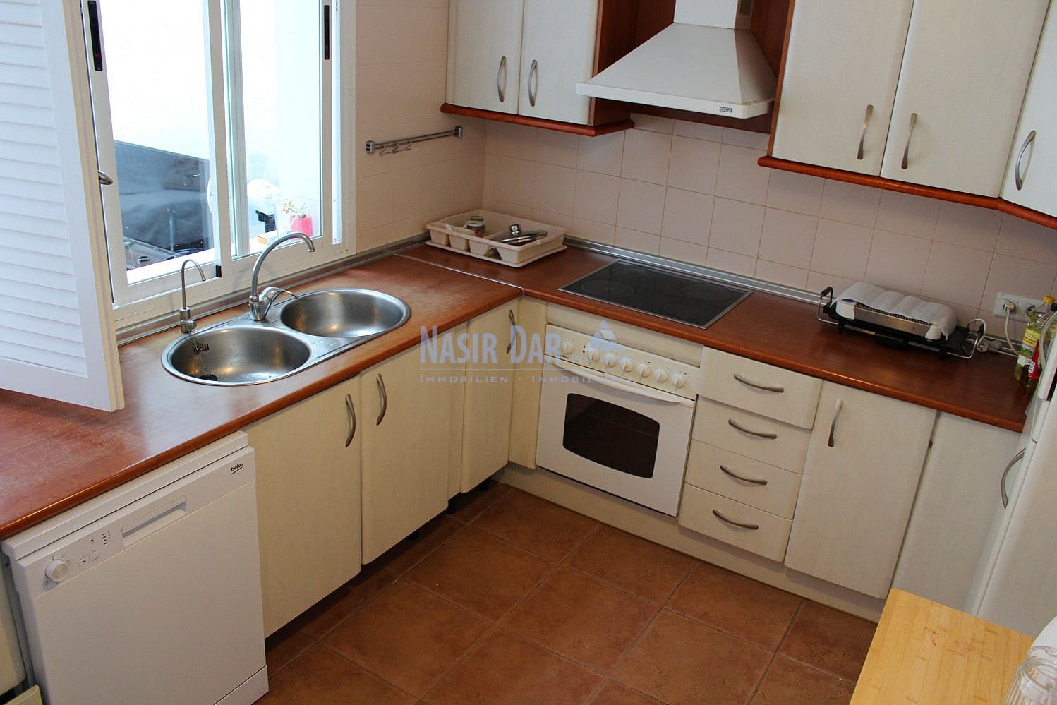 3 soveværelse Villa til salg i Nerja med garage - € 330.000 (Ref: 6581359)