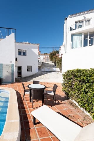 5 soveværelse Villa til salg i Centro, Nerja med swimmingpool - € 699.000 (Ref: 6779810)