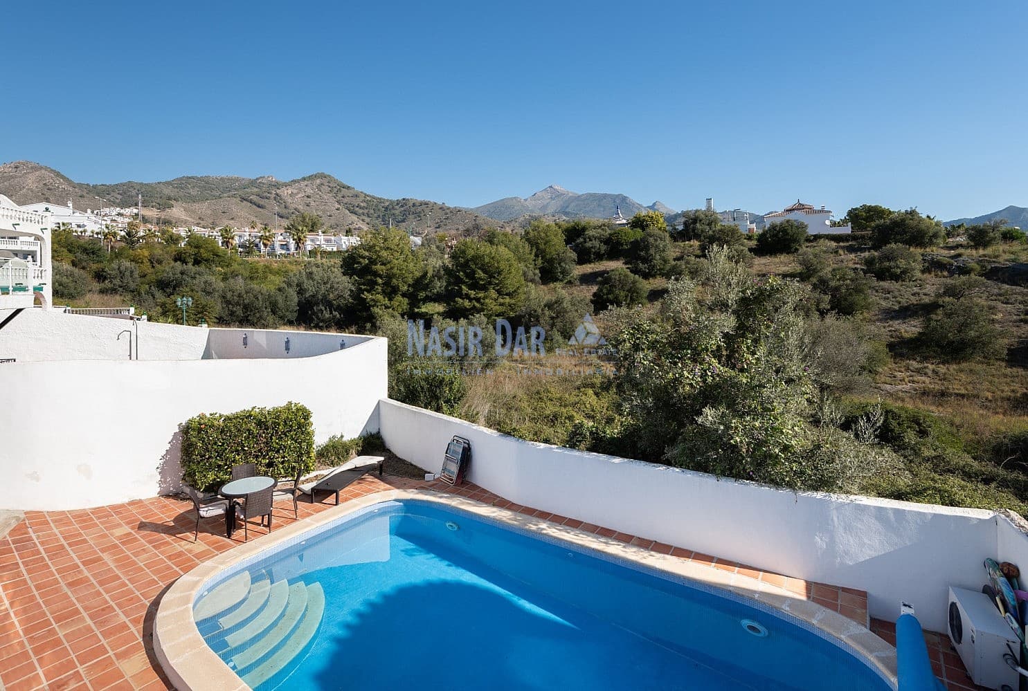 5 chambre Villa/Maison à vendre à Nerja avec piscine - 699 000 € (Ref: 6779810)