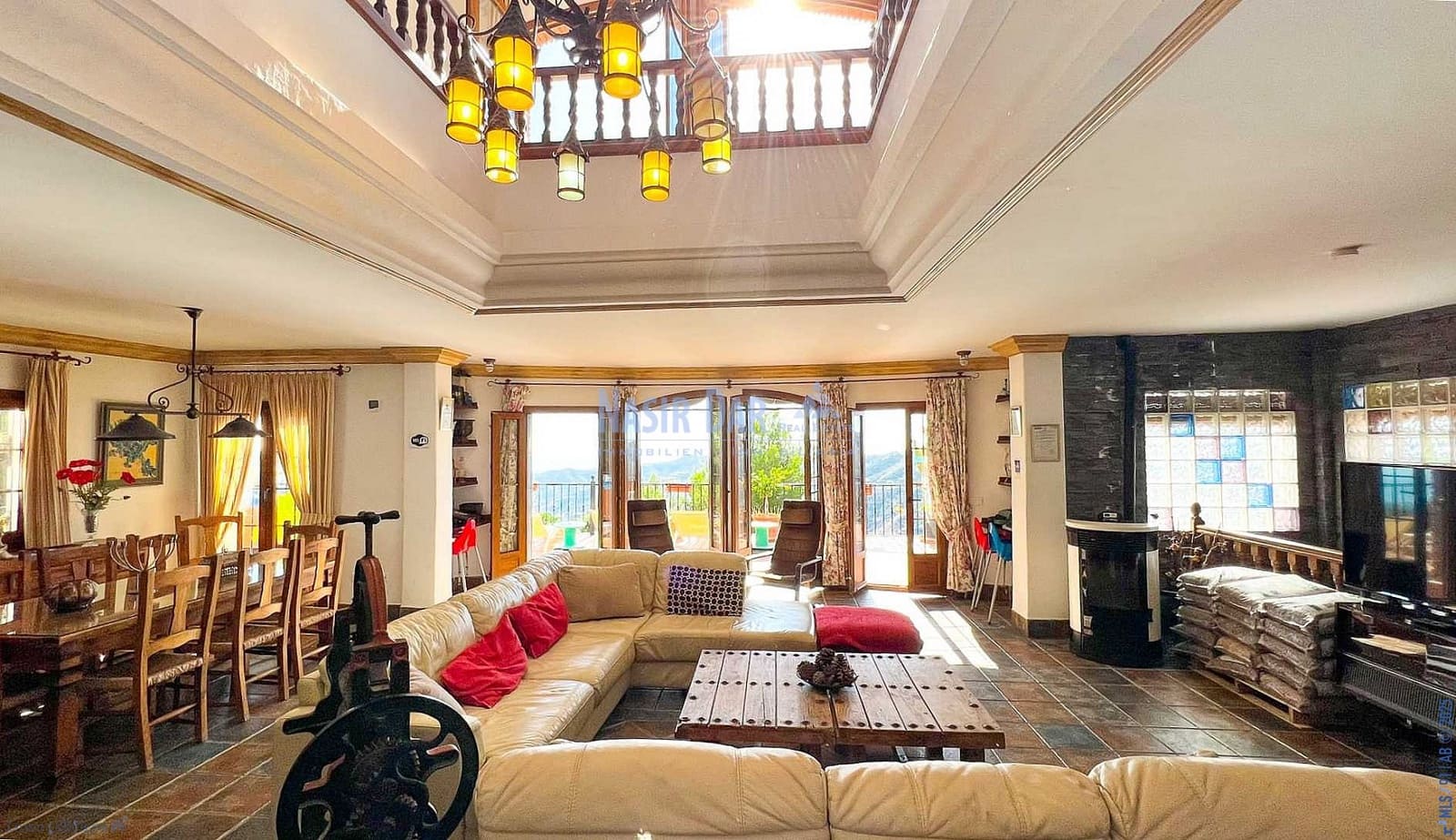 6 soverom Villa til salgs i Frigiliana med svømmebasseng garasje - € 1 200 000 (Ref: 7128177)