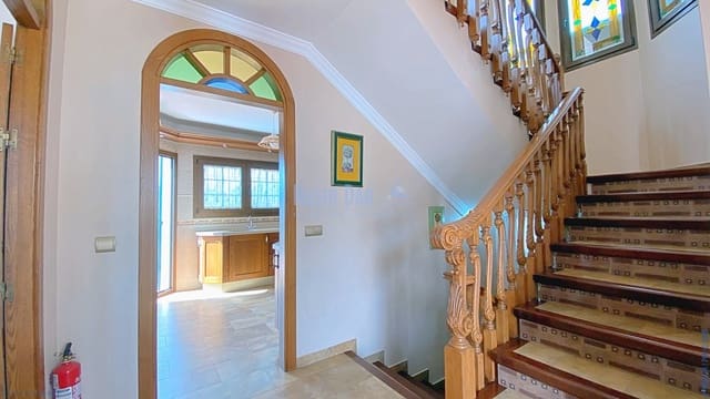 5 soverom Villa til salgs i Frigiliana med svømmebasseng - € 850 000 (Ref: 7128187)