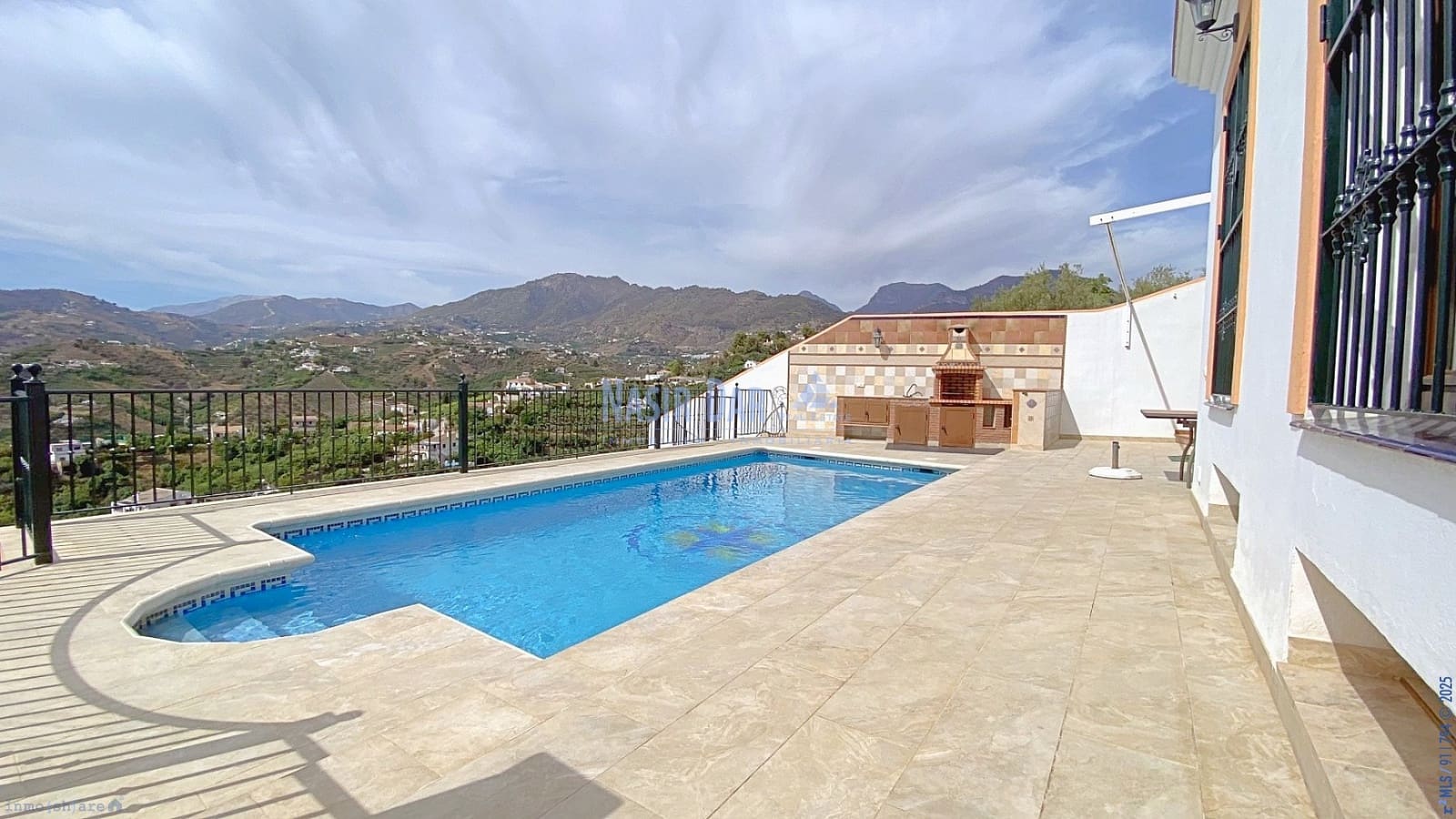 5 soveværelse Villa til salg i Frigiliana med swimmingpool - € 850.000 (Ref: 7128187)