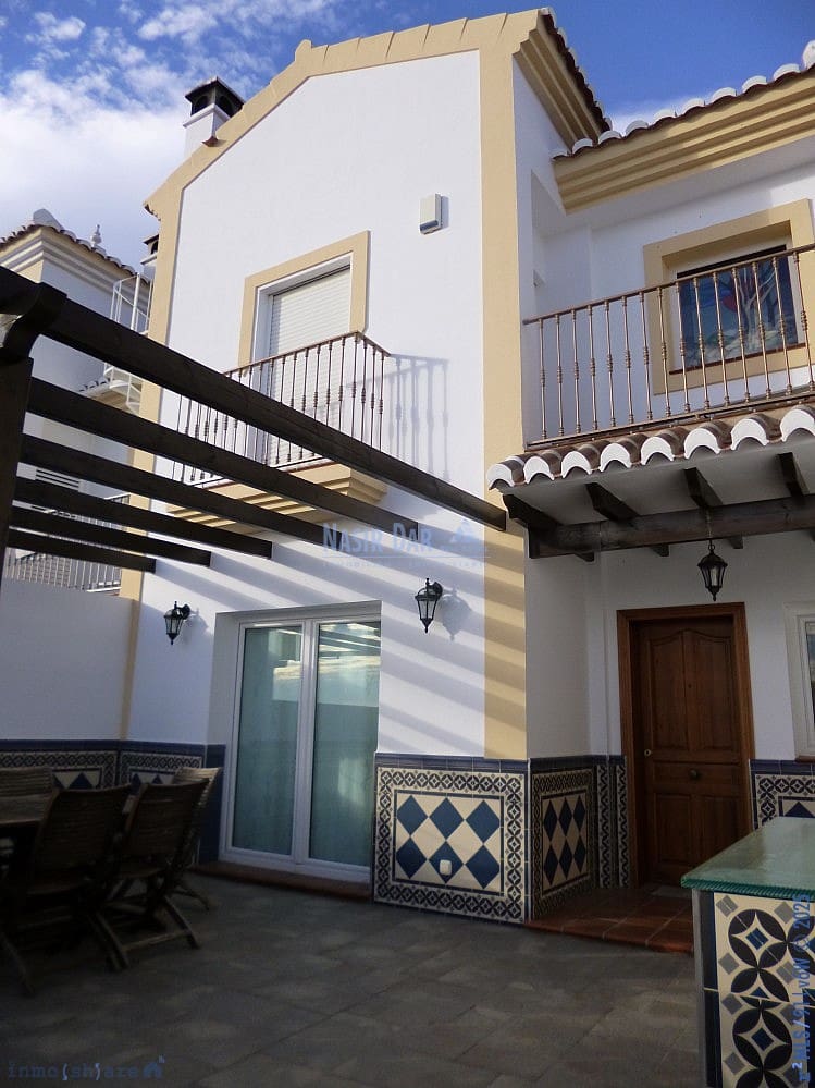 3 soveværelse Byhus til salg i Nerja - € 475.000 (Ref: 7131508)