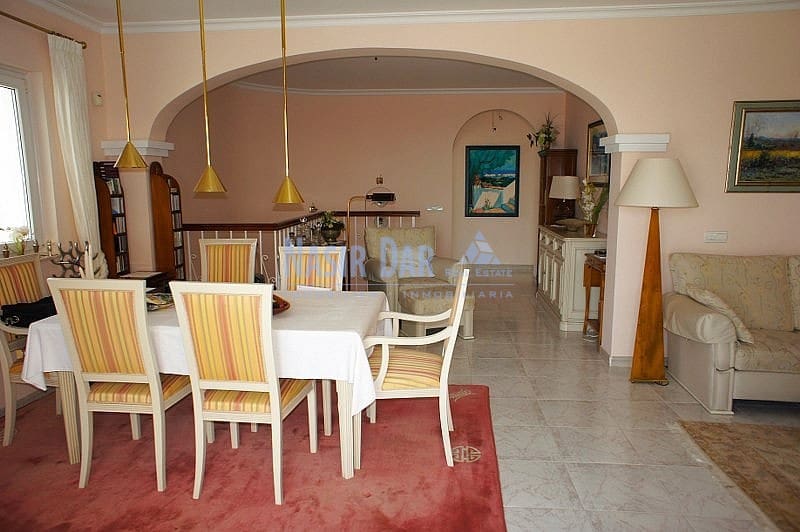 3 soveværelse Villa til salg i Nerja med swimmingpool - € 599.000 (Ref: 7257709)