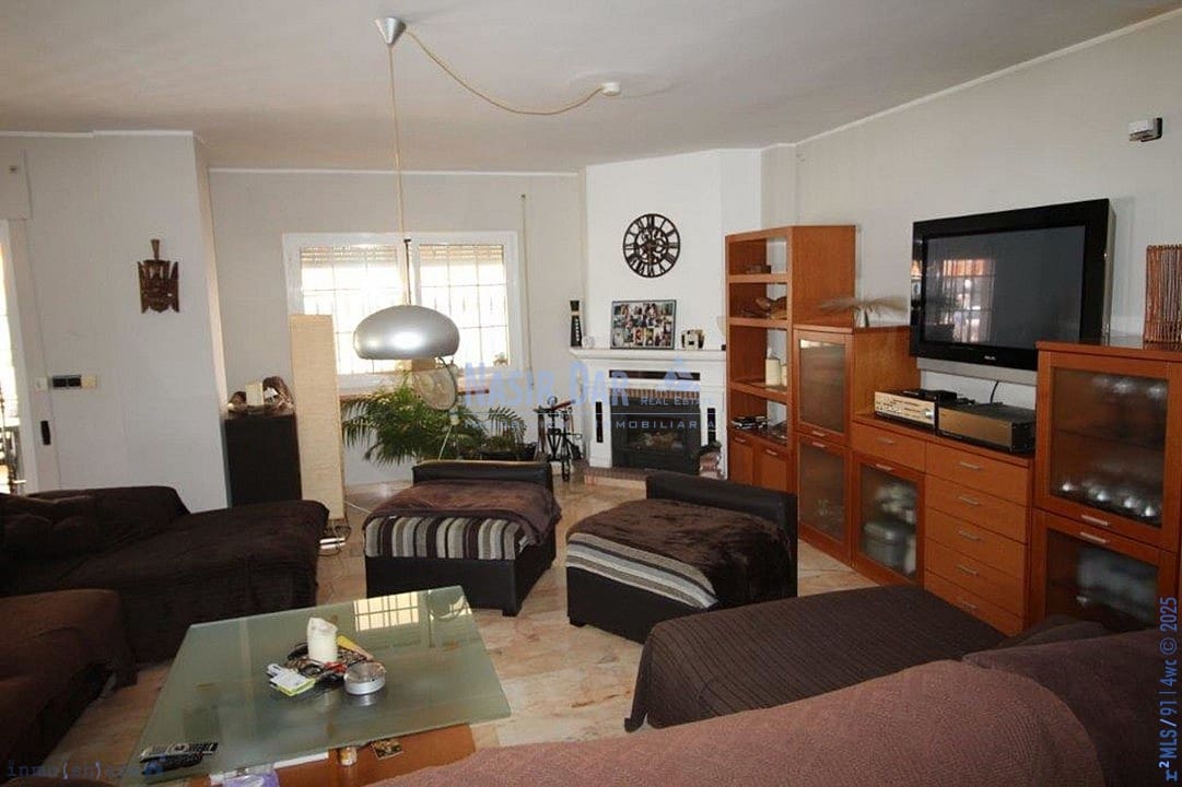 6 soveværelse Villa til salg i Torre del Mar med swimmingpool - € 799.000 (Ref: 7550744)