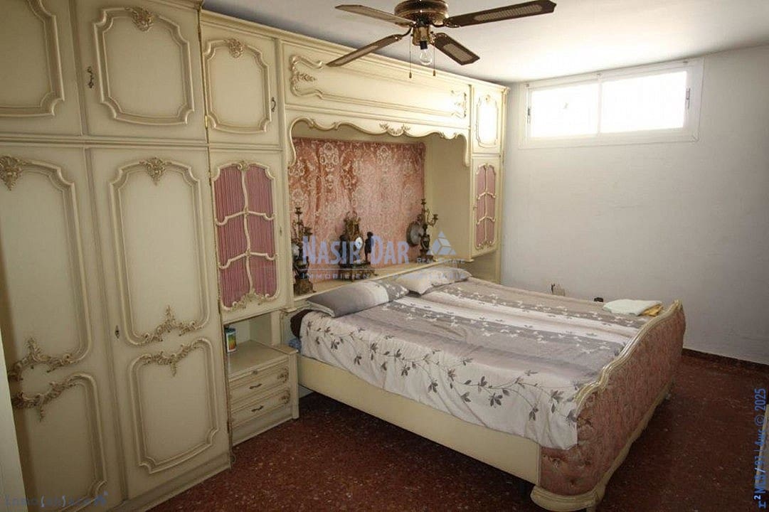 6 soveværelse Villa til salg i Torre del Mar med swimmingpool - € 799.000 (Ref: 7550744)