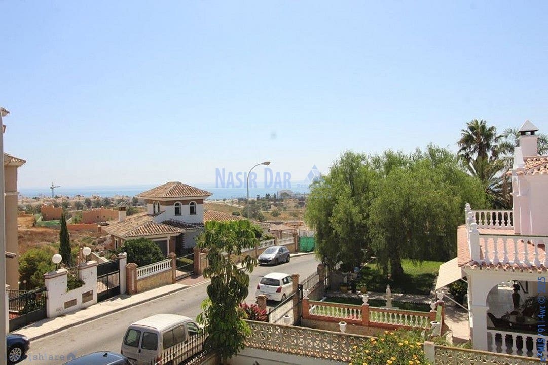 6 soveværelse Villa til salg i Torre del Mar med swimmingpool - € 799.000 (Ref: 7550744)