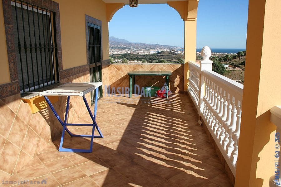 5 soveværelse Villa til salg i Almayate med swimmingpool - € 799.000 (Ref: 7550756)