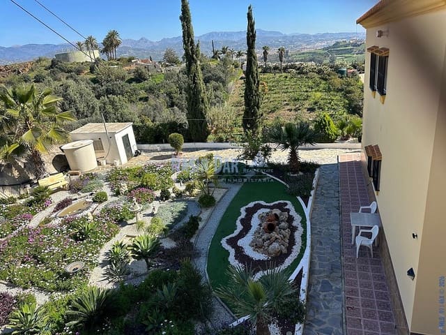 5 chambre Villa/Maison à vendre à Almayate, Vélez-Málaga avec piscine - 799 000 € (Ref: 7550756)