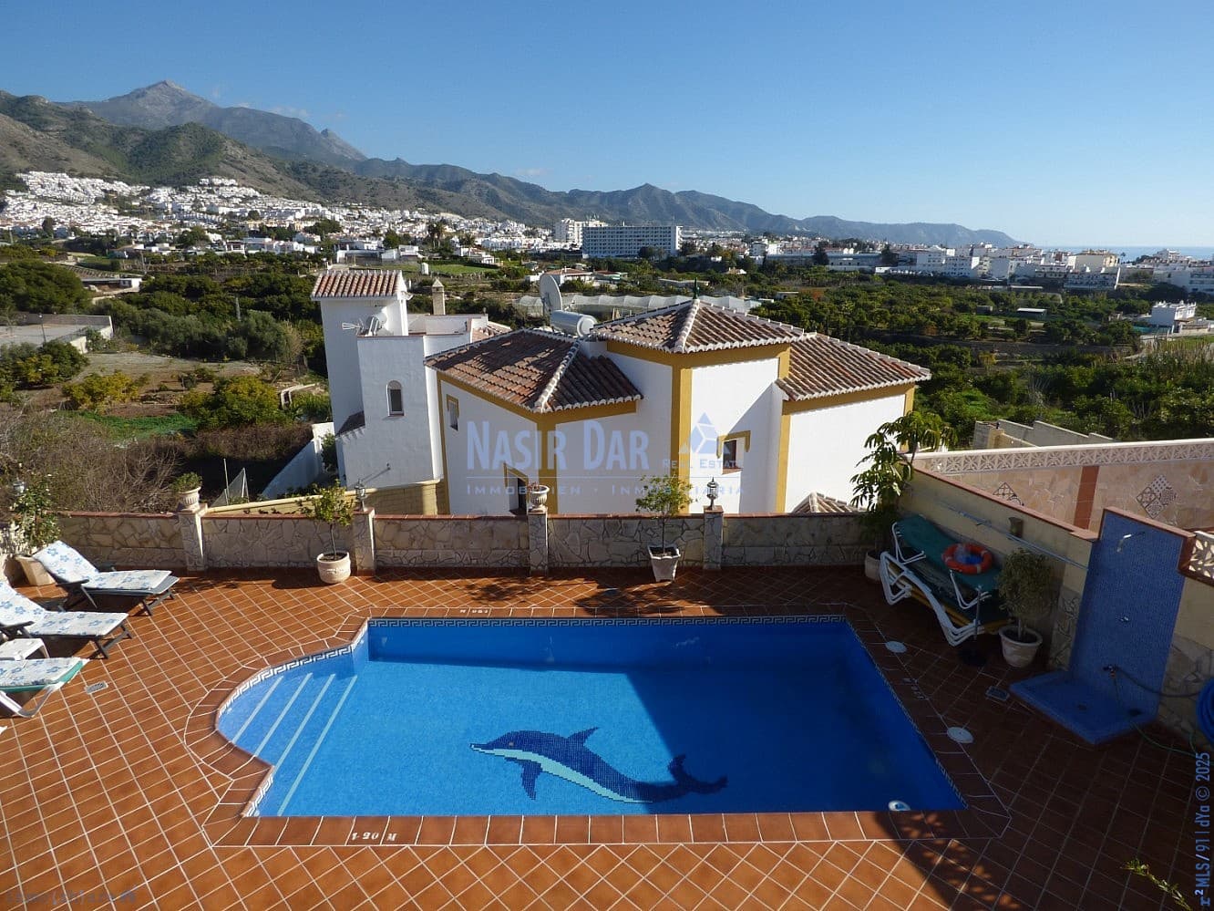 7 quarto Moradia para venda em Nerja com piscina - 920 000 € (Ref: 7550764)