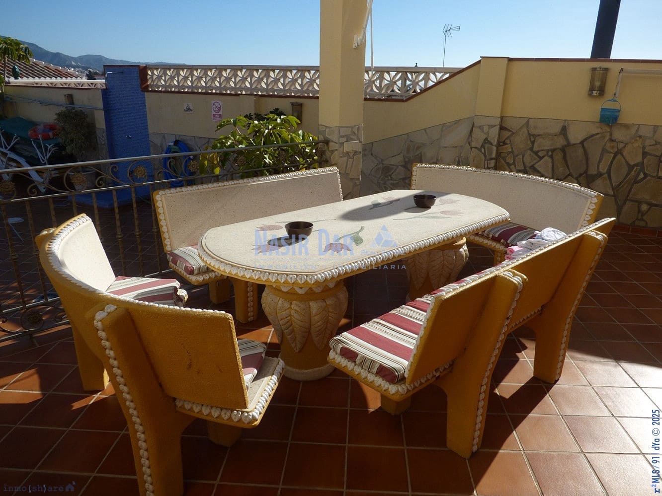 7 quarto Moradia para venda em Nerja com piscina - 920 000 € (Ref: 7550764)