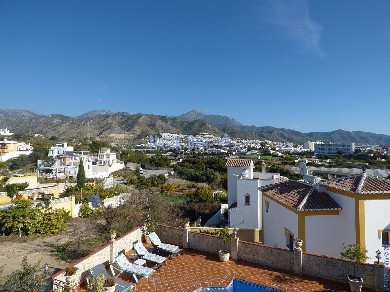 7 quarto Moradia para venda em Nerja com piscina - 920 000 € (Ref: 7550764)