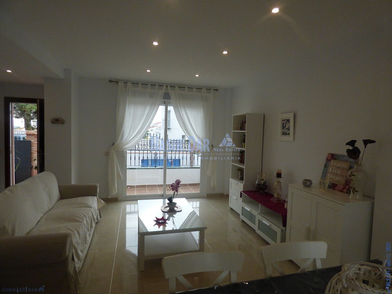 3 bedroom Villa for sale in Nerja with pool - € 555,000 (Ref: 7572638)