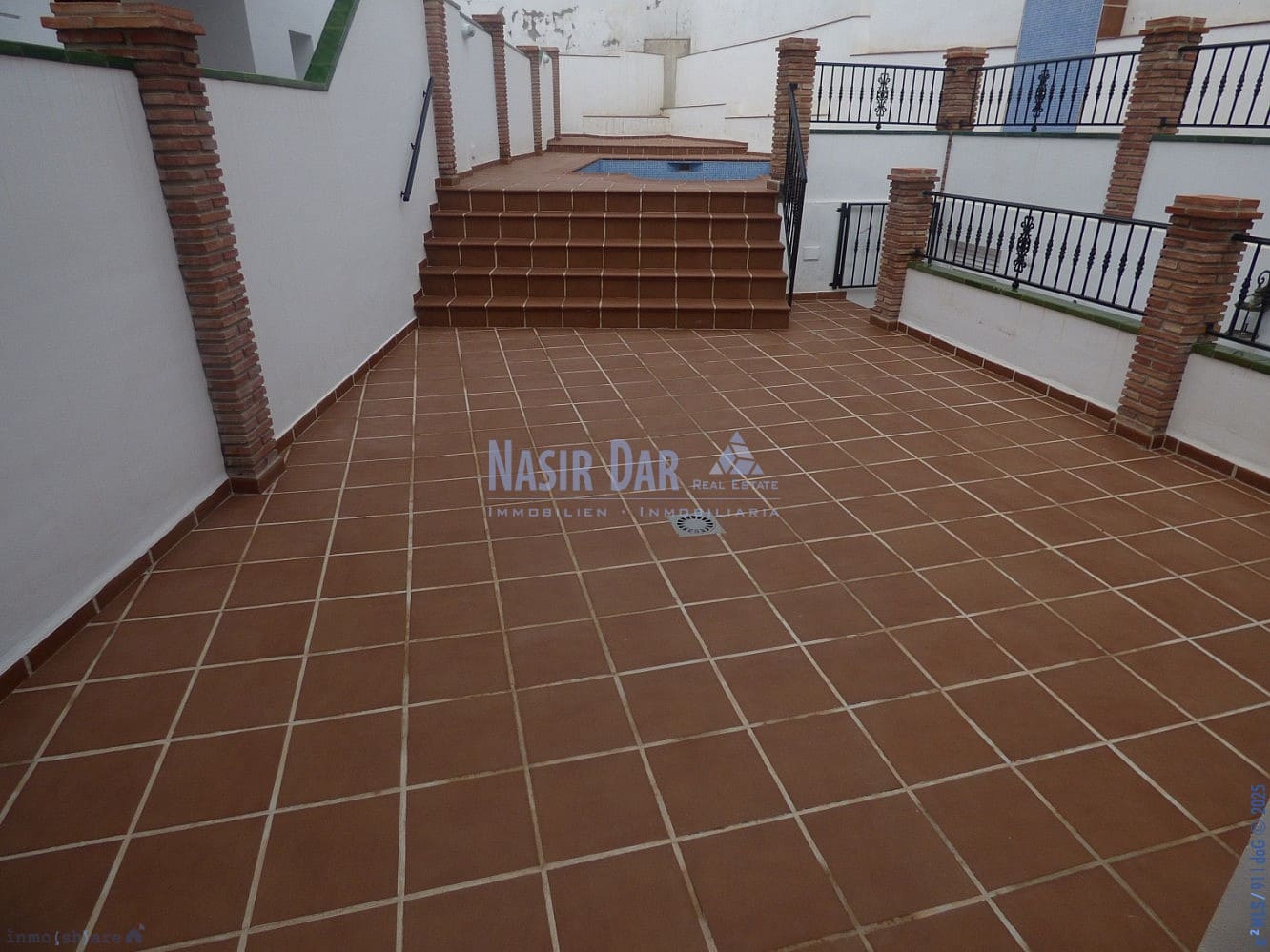 3 bedroom Villa for sale in Nerja with pool - € 555,000 (Ref: 7572638)