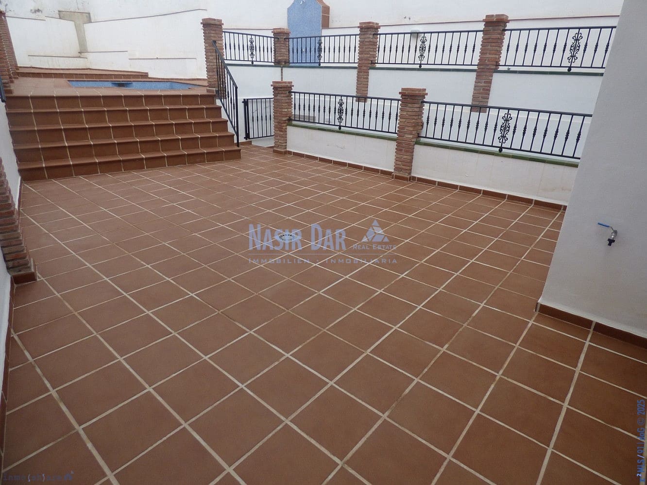 3 bedroom Villa for sale in Nerja with pool - € 555,000 (Ref: 7572638)