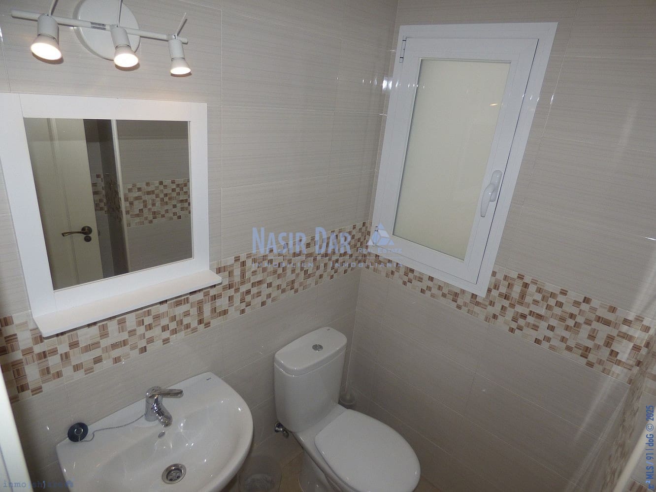 3 bedroom Villa for sale in Nerja with pool - € 555,000 (Ref: 7572638)