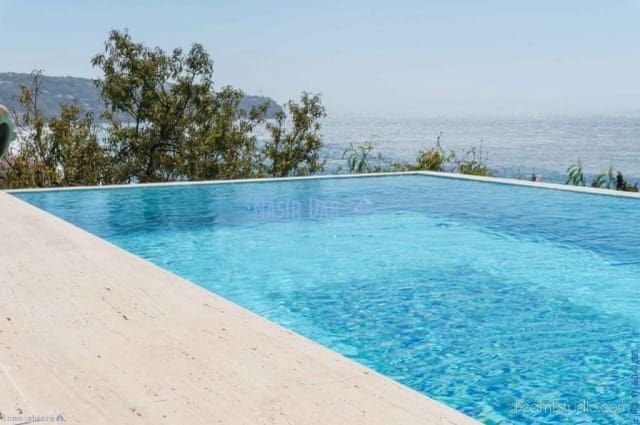 5 soveværelse Villa til salg i La Herradura, Almuñécar med swimmingpool - € 1.250.000 (Ref: 7594065)