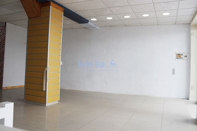 Kommersiell til salgs i Centro, Nerja - € 370 000 (Ref: 7626318)