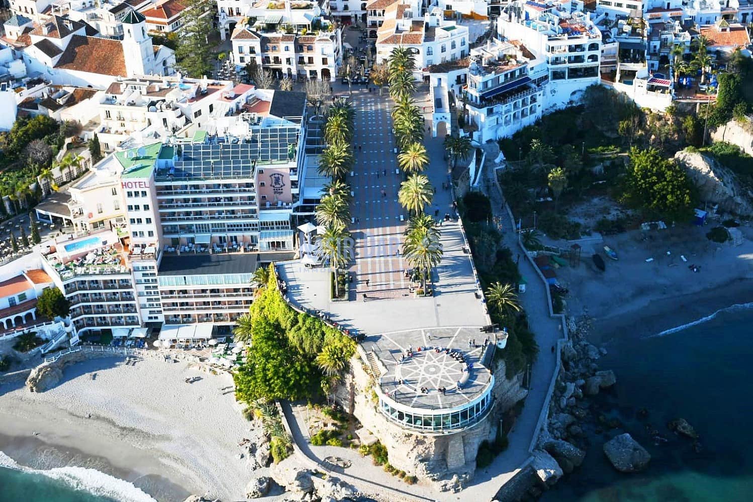 Kommersiell til salgs i Nerja - € 840 000 (Ref: 7703451)