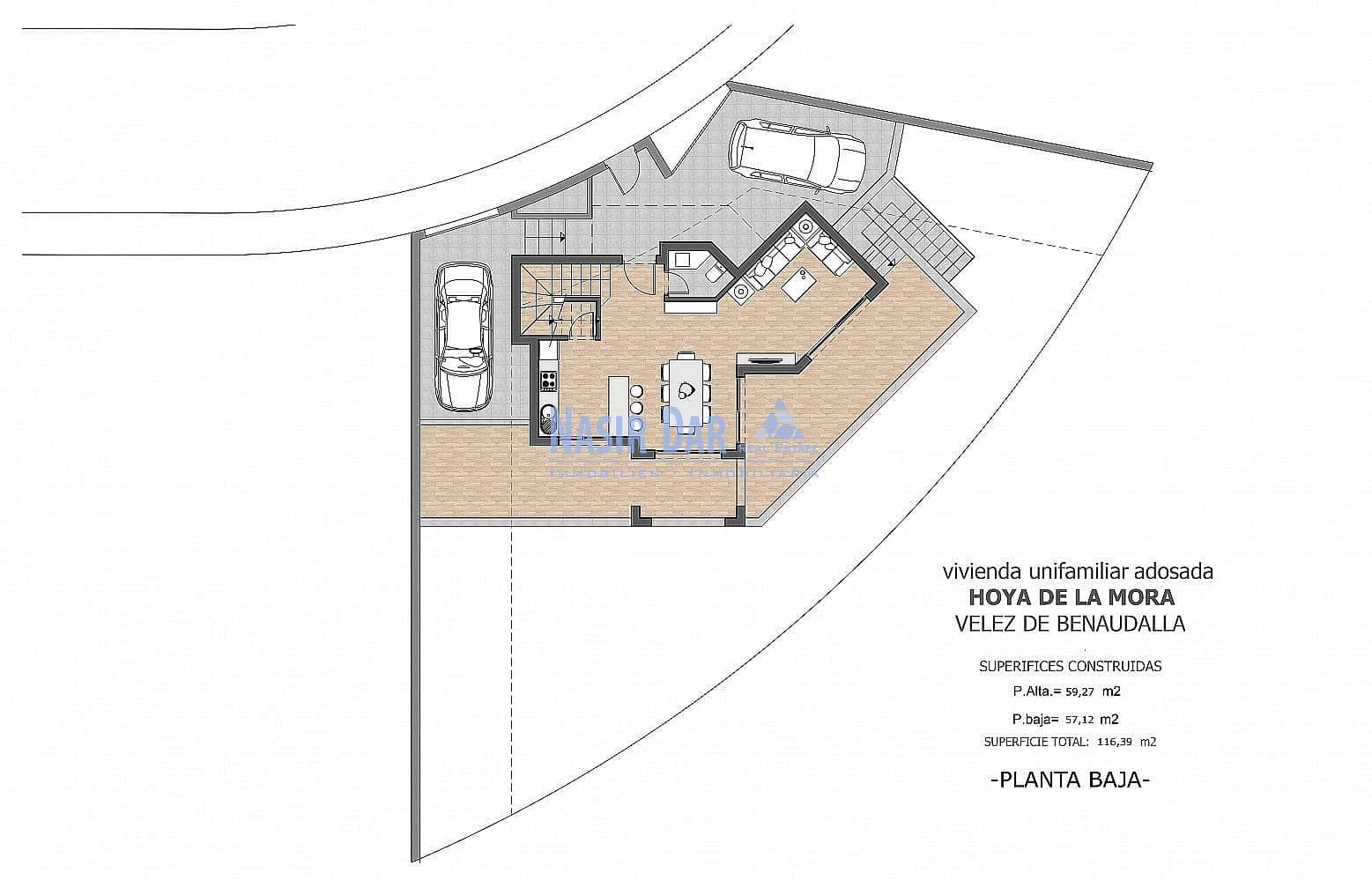 3 soveværelse Villa til salg i Velez de Benaudalla med swimmingpool garage - € 360.000 (Ref: 8083370)