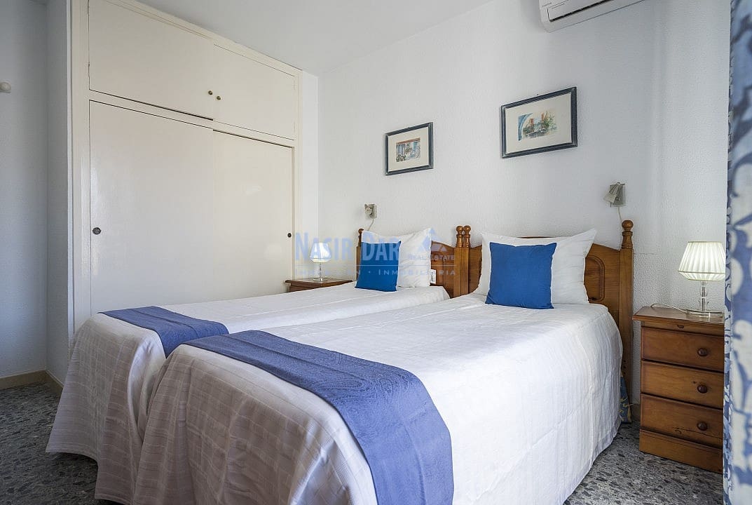 2 bedroom Apartment for holiday rental in Nerja with pool - € 434 (Ref: 8296769)