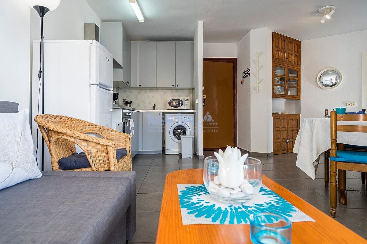 2 bedroom Apartment for holiday rental in Nerja with pool - € 434 (Ref: 8296769)