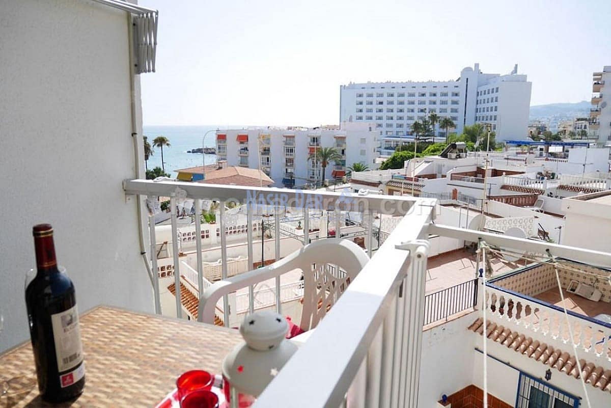 2 bedroom Apartment for holiday rental in Nerja with pool - € 434 (Ref: 8296769)