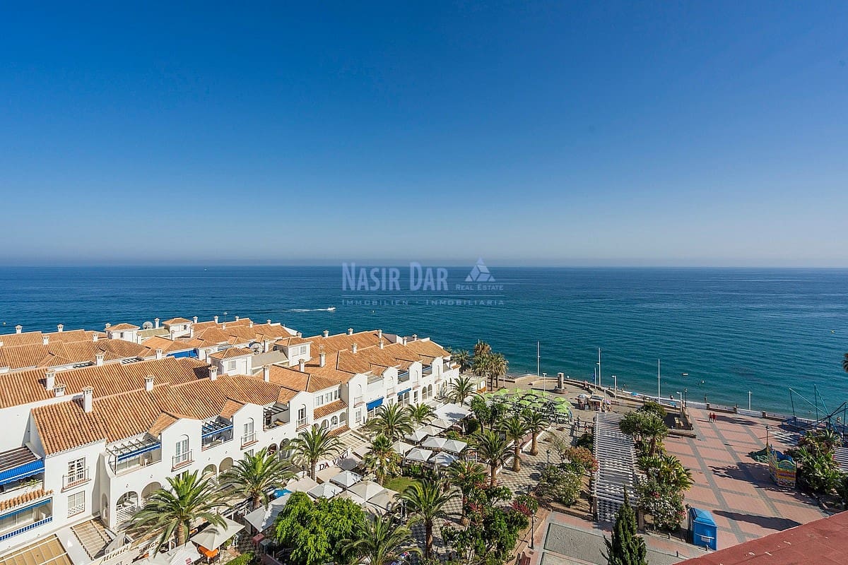 2 bedroom Apartment for holiday rental in Nerja with pool - € 434 (Ref: 8296769)