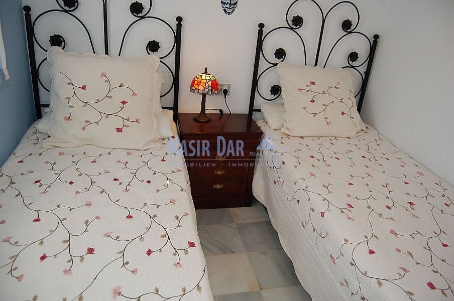 2 sovrum Lägenhet för semesterbostäder i Nerja med pool - 525 € (Ref: 8296773)