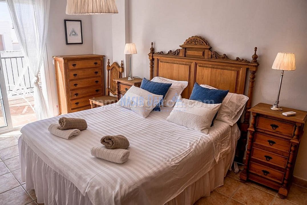 3 quarto Apartamento para arrendamento para férias em Nerja - 840 € (Ref: 8296776)