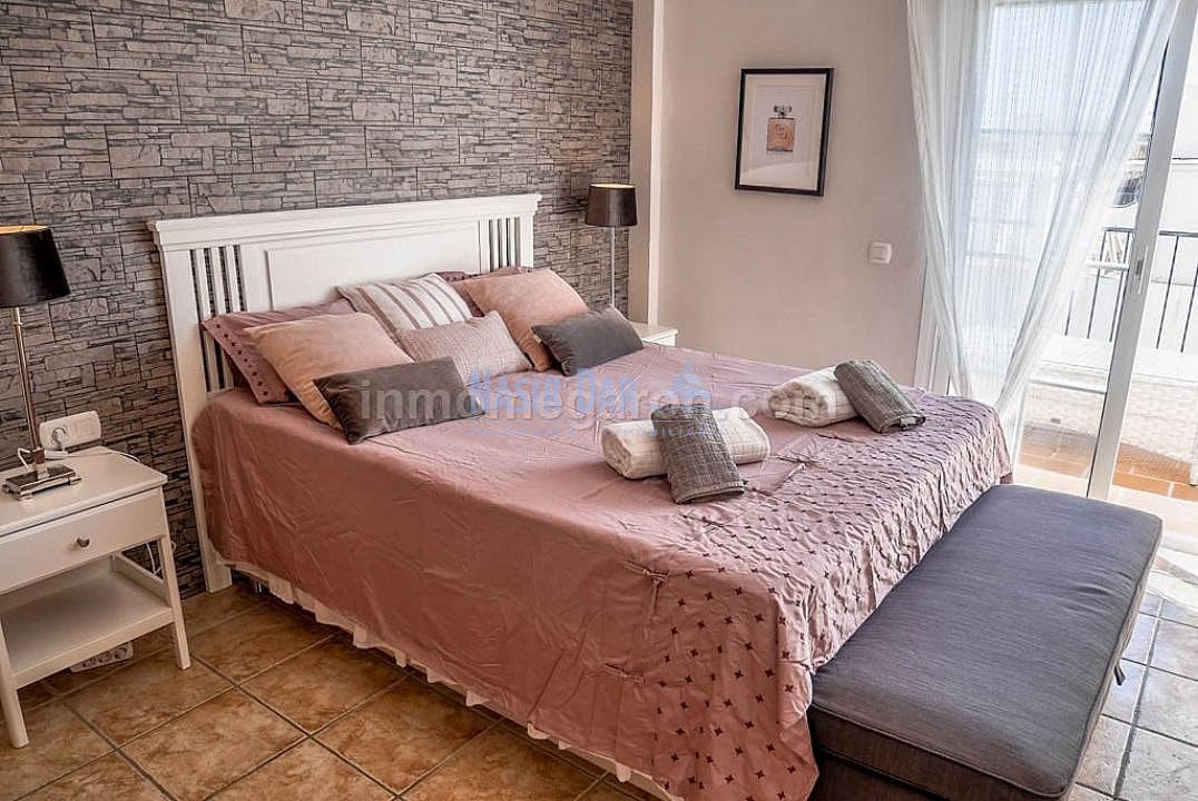 3 quarto Apartamento para arrendamento para férias em Nerja - 840 € (Ref: 8296776)