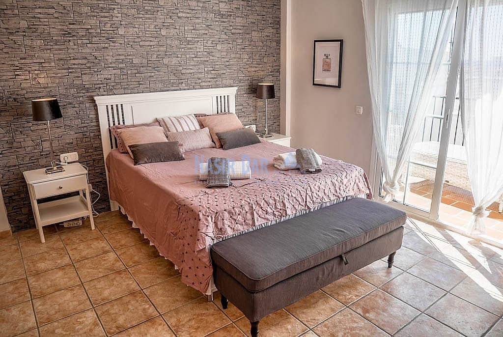 3 bedroom Apartment for holiday rental in Nerja - € 840 (Ref: 8296776)