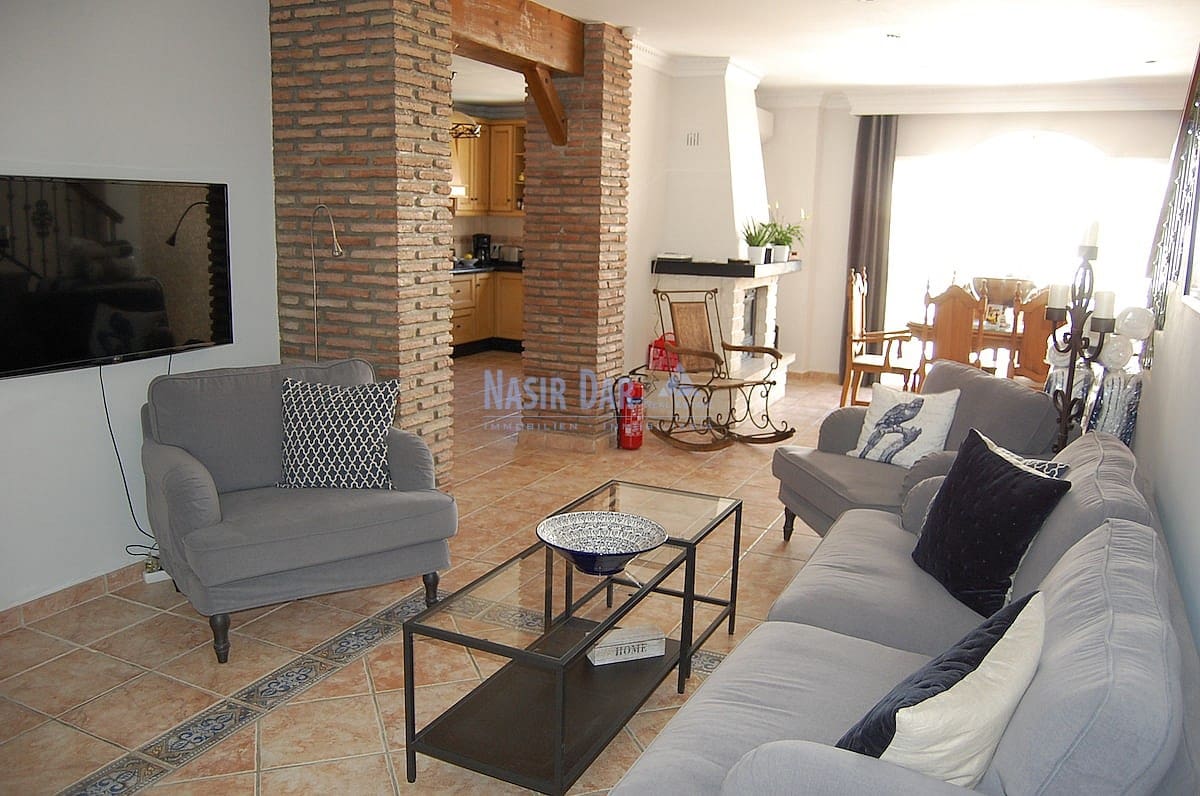 3 bedroom Apartment for holiday rental in Nerja - € 840 (Ref: 8296776)