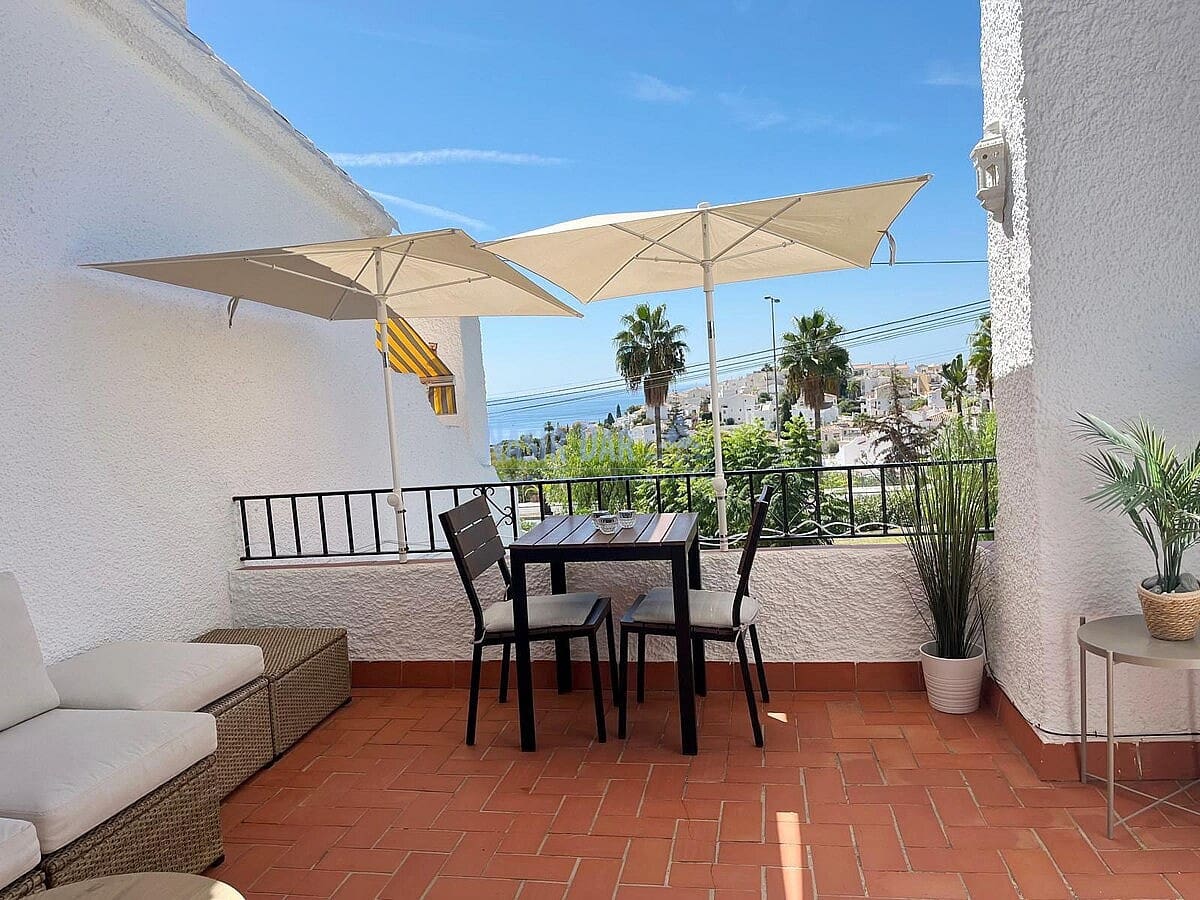 1 bedroom Apartment for holiday rental in Nerja with pool - € 455 (Ref: 8944328)