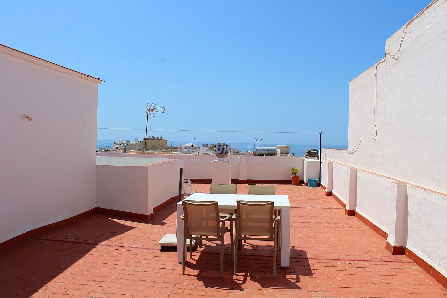 3 soveværelse Lejlighed til salg i Nerja - € 290.000 (Ref: 9086133)