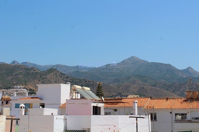 3 bedroom Apartment for sale in Centro, Nerja - € 290,000 (Ref: 9086133)