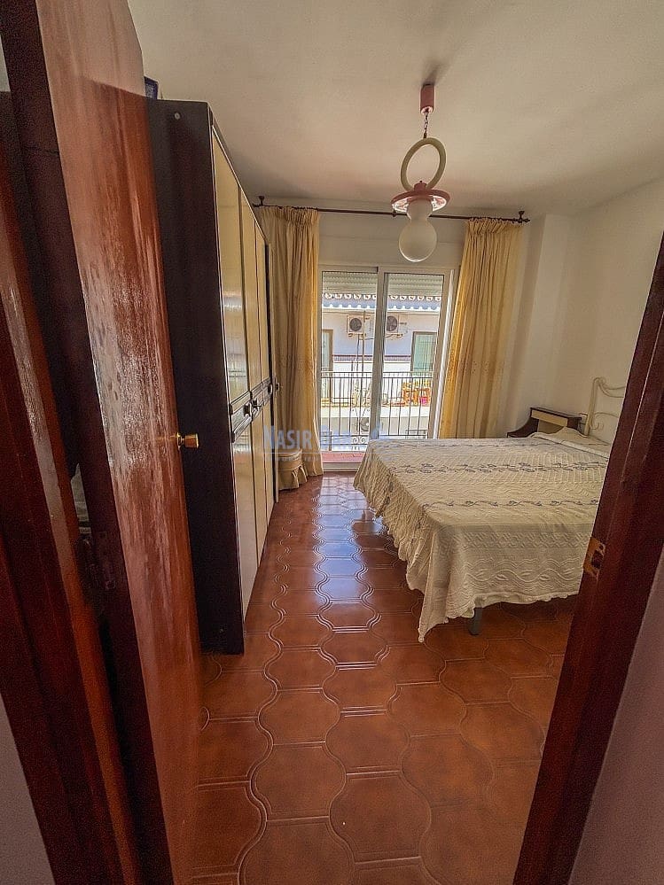 3 soveværelse Lejlighed til salg i Nerja - € 290.000 (Ref: 9086133)